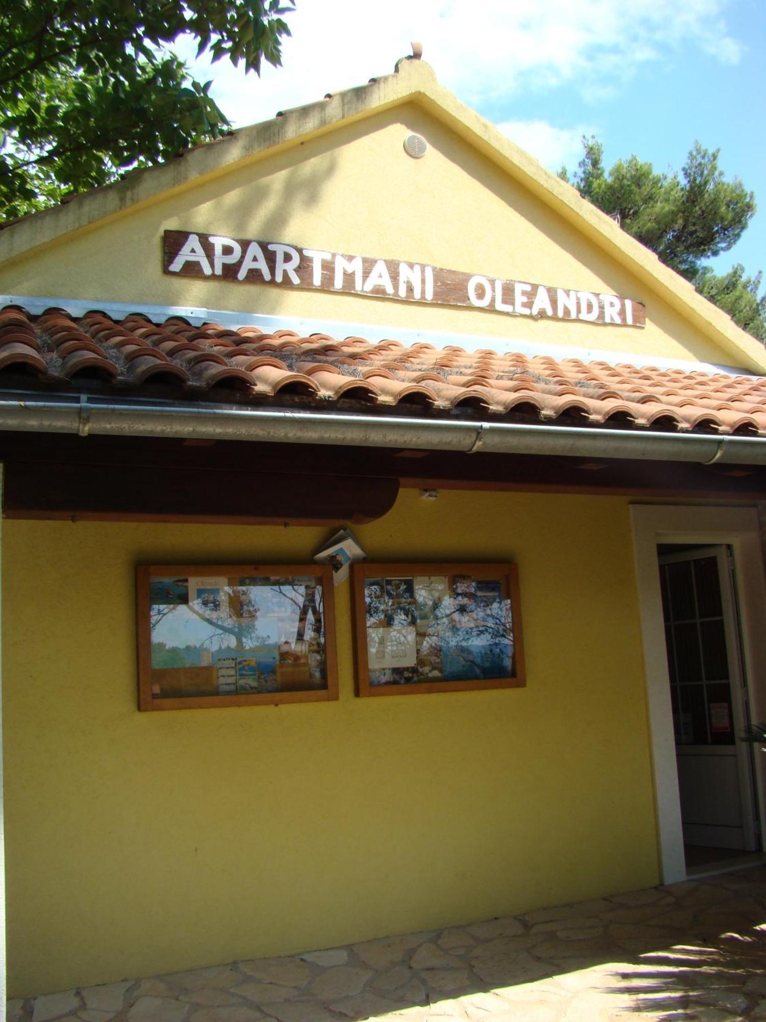 Villas Oleandri Vrboska Dış mekan fotoğraf